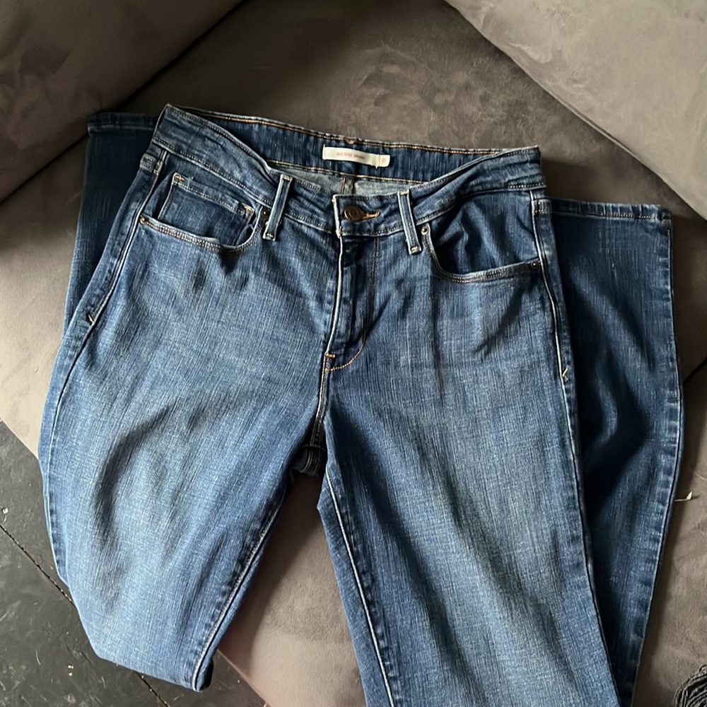 Levi’s Mid-Rise Skinny Jeans Size 8